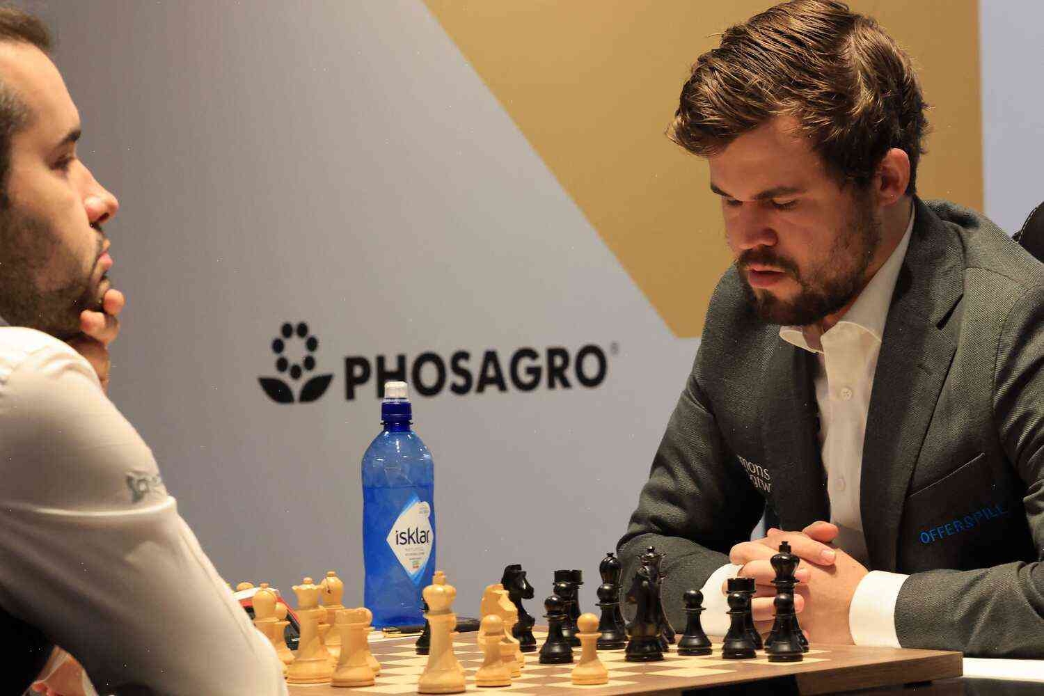 The World Chess Championship: Norway’s Magnus Carlsen and Japan’s Hikaru Nakamura Reach Tiebreaker Game